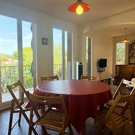 4 Pieces 6 Couchages Sur Bn680-001 Banyuls-sur-Mer